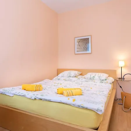 Limone - Vinogradska Apartment *