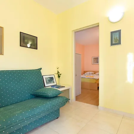 Limone - Vinogradska Apartment